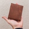 Billetera en cuero café